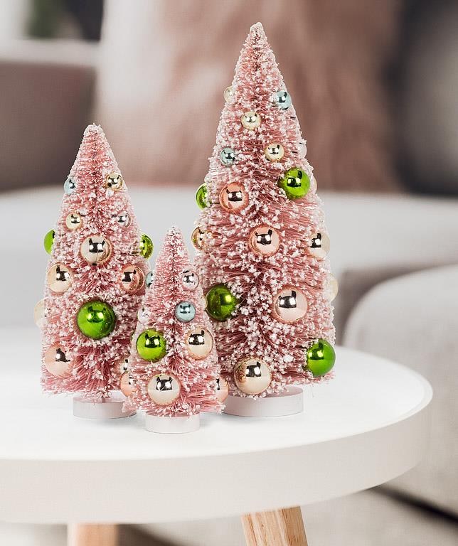 Small Pink Cone Tree w/Balls