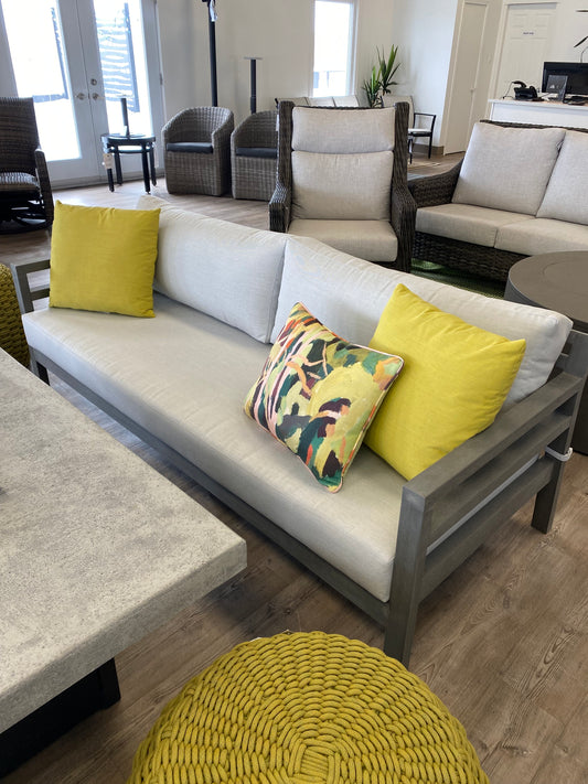 Landing Sofa