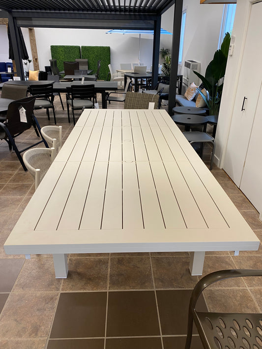 Magic Extension Dining Table (45"W x 74" - 114"L)