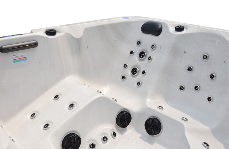 Georgian LE 4 Person Premium Hot Tub