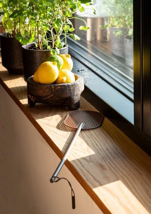 SINGLES Fly Swatter