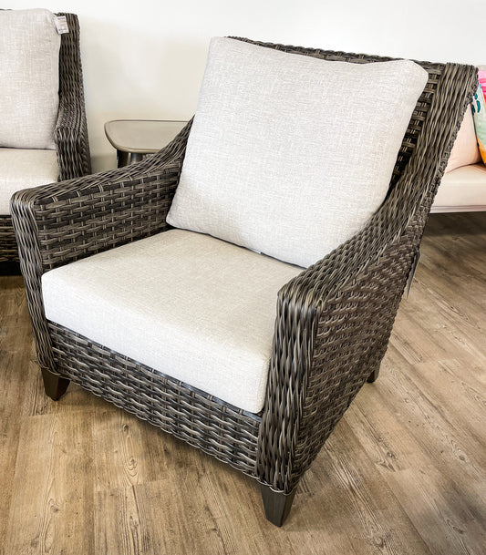 St. Martin Club Chair w/cushion Fresco Flax