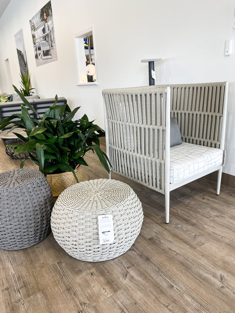 Lineas Highback Chair w/cushion Change Up Silver