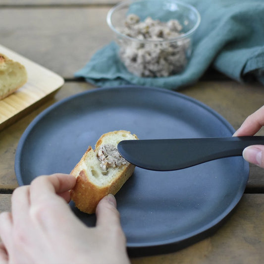Kinto Alfresco 8" Black Plate - Pack of 4