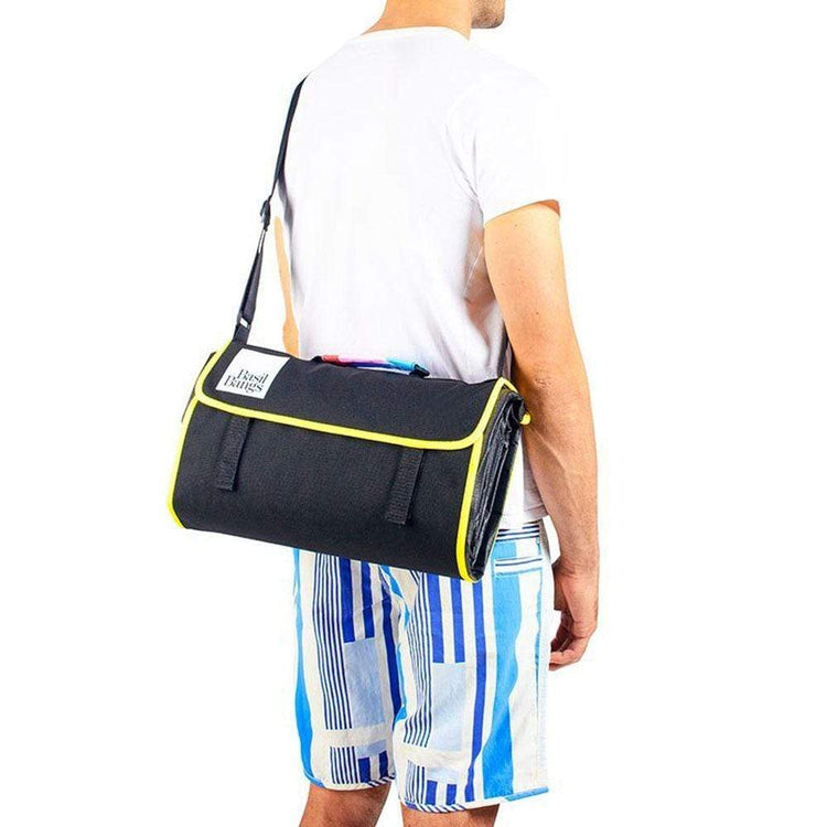 Love Rugs - Picnic Blankets by Basil Bangs