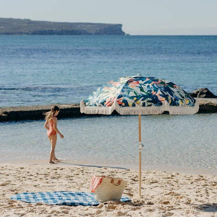 Love Rugs - Picnic Blankets by Basil Bangs