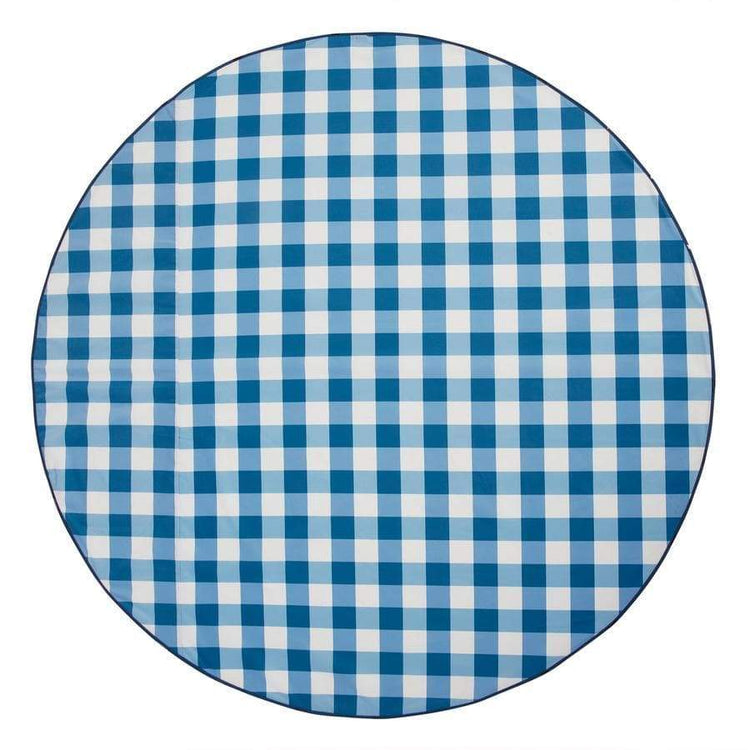 Love Rugs - Picnic Blankets by Basil Bangs