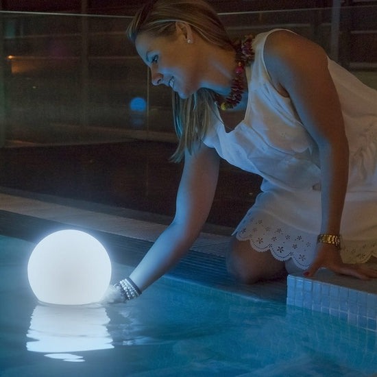 Buly Floating  -  Night Lights & Ambient Lighting  by  Newgarden