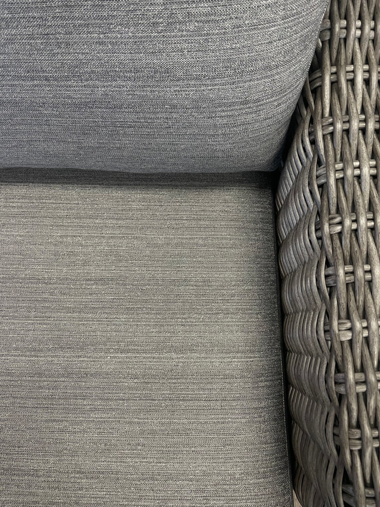 Budapest Sofa w/cushion Sahara Carbon