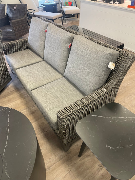Budapest Sofa w/cushion Sahara Carbon