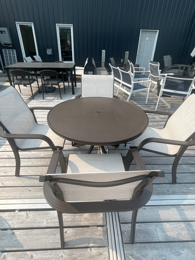 5-PC Cascade 42" Round Table w/ 4 Soho Stacking Arm Chairs