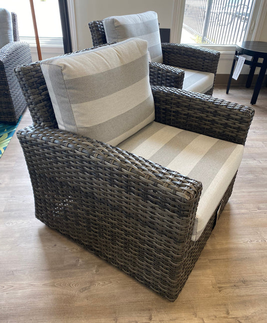 Portfino Club Chair w/cushion Carlsbad Smoke