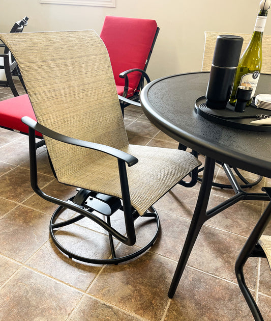 Fusion/Aria RD 5-PC Dining w/4 Swivel Chairs
